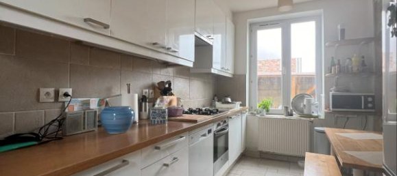 5 bedrooms House in Chateau-Thierry, France No. 234879 4