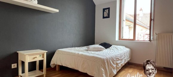 5 bedrooms House in Chateau-Thierry, France No. 234879 11