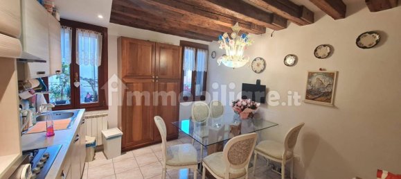 2 bedrooms Apartment in Venice, Italy No. 252075 6