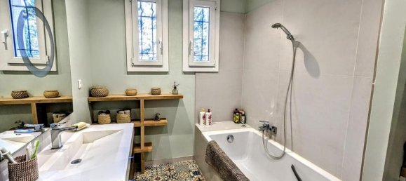 Villa de 5 dormitorios en Lauris, France No. 342593 8