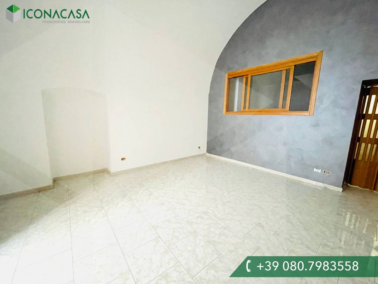 2 rooms House in Valenzano, Italy No. 21651