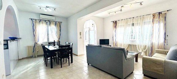 3 bedrooms Villa in Urbanizacion Las Filipinas, Spain No. 287229 3