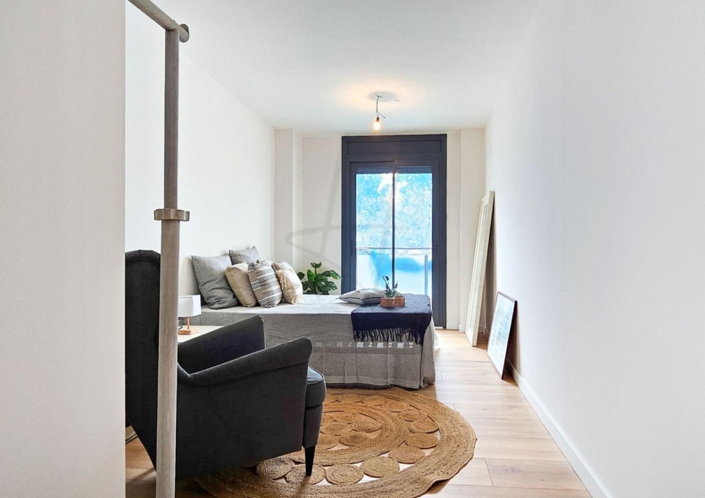 3 bedrooms Apartment in Cornella De Llobregat, Spain No. 81524