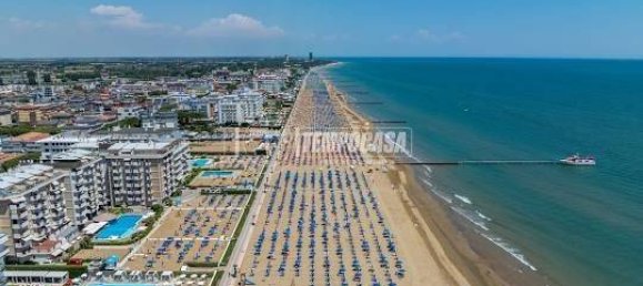 12m² Garage in Jesolo, Italy No. 293550 7