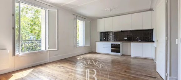 3 bedrooms Apartment in Boulogne-Billancourt, France No. 171209 4