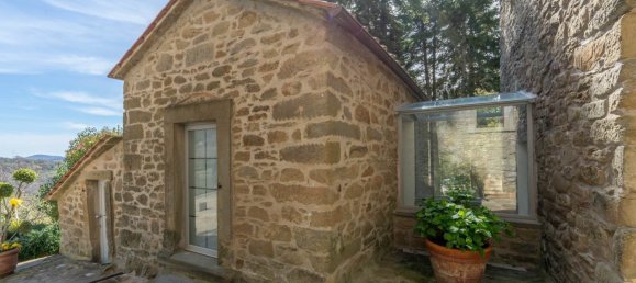 7 Schlafzimmer Schlösser in Cortona, Italy, Nr. 172587 8