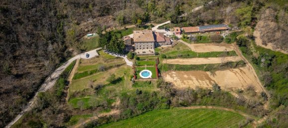 7 Schlafzimmer Schlösser in Cortona, Italy, Nr. 172587 11