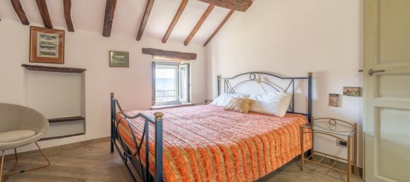 7 Schlafzimmer Schlösser in Cortona, Italy, Nr. 172587 32