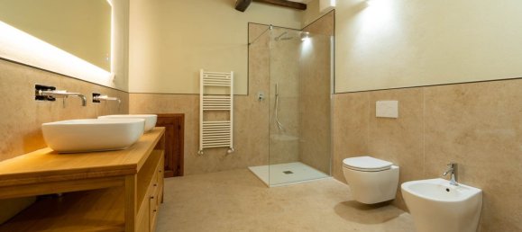 7 Schlafzimmer Schlösser in Cortona, Italy, Nr. 172587 23