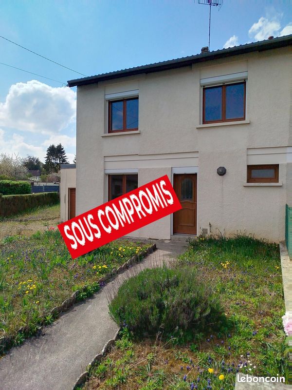 3 bedrooms House in Sezanne, France No. 156393