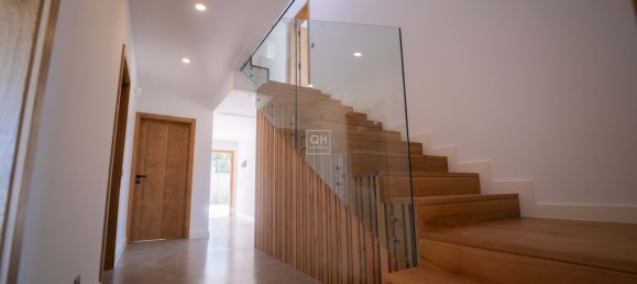 7 bedrooms Villa in Quarteira, Portugal No. 31906 9