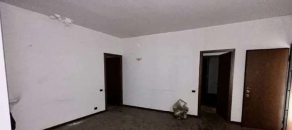 3-salle Appartement à Cesano Maderno, Italy No. 186877 11