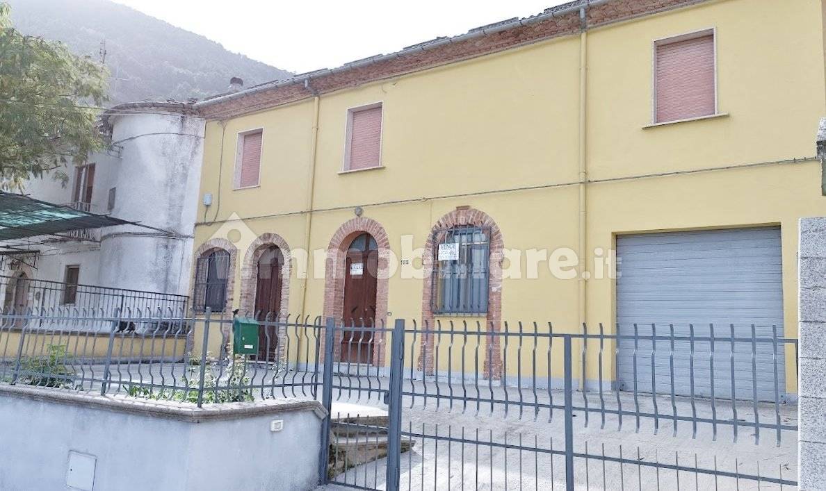 6 bedrooms House in Bojano, Italy No. 161862