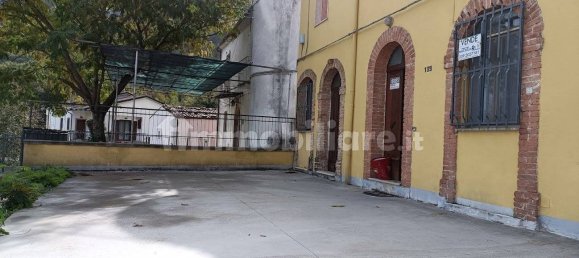 6 bedrooms House in Bojano, Italy No. 161862 5