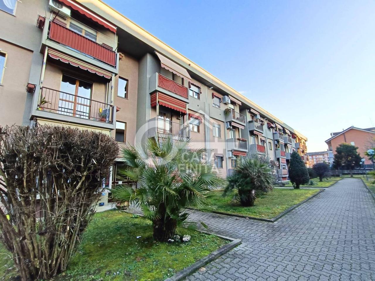 4 rooms Apartment in Settimo Torinese, Italy No. 30896