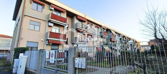 4 rooms Apartment in Settimo Torinese, Italy No. 30896 22