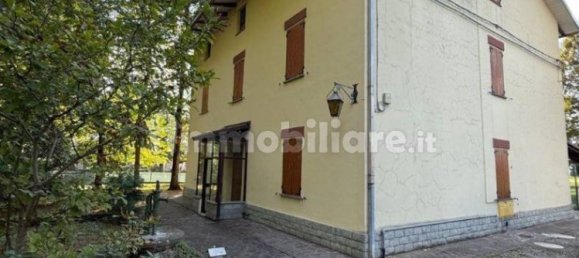 3 bedrooms Villa in San Prospero, Italy No. 330239 2