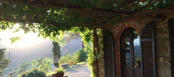 12 rooms House in Castiglione del Lago, Italy No. 56043 21
