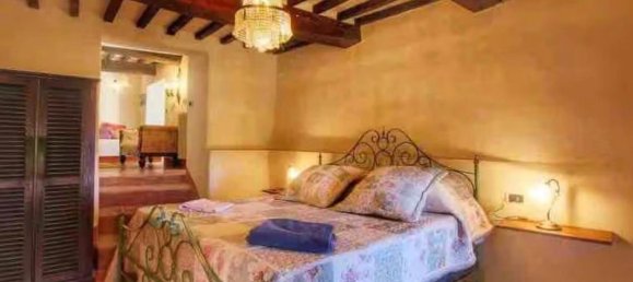 12 rooms House in Castiglione del Lago, Italy No. 56043 8