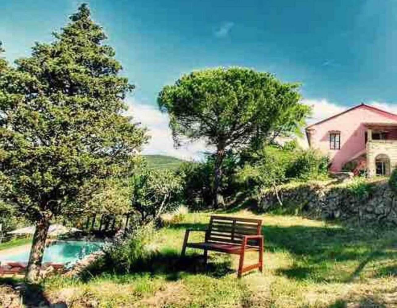 12 rooms House in Castiglione del Lago, Italy No. 56043