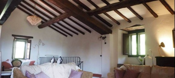 12 rooms House in Castiglione del Lago, Italy No. 56043 26