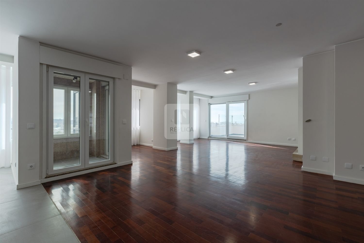 4 bedrooms Apartment in Matosinhos, Portugal No. 99411