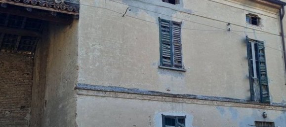 19-Zimmer Haus in Santa Giuletta, Italy, Nr. 173153 6