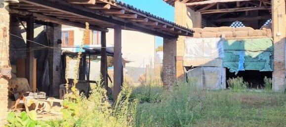 19-Zimmer Haus in Santa Giuletta, Italy, Nr. 173153 7