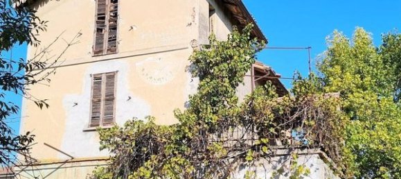 19-Zimmer Haus in Santa Giuletta, Italy, Nr. 173153 5