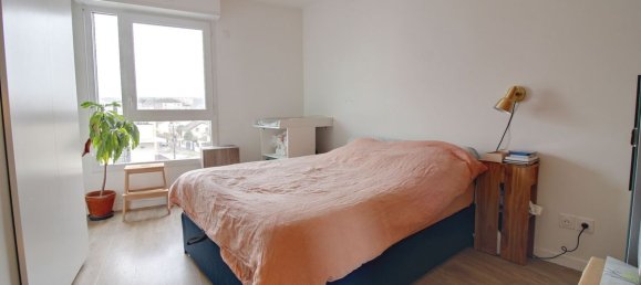 2 bedrooms Apartment in Poissy, France No. 168509 3