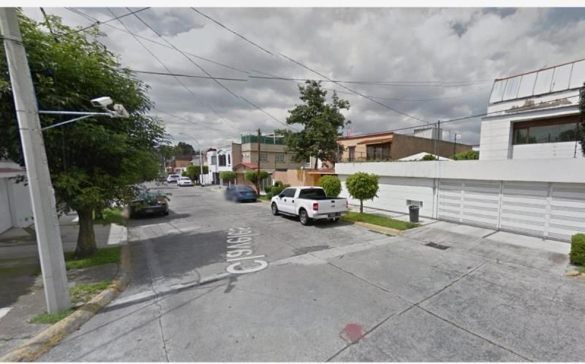 Casa de 3 dormitorios en Naucalpan de Juárez, Mexico No. 218364