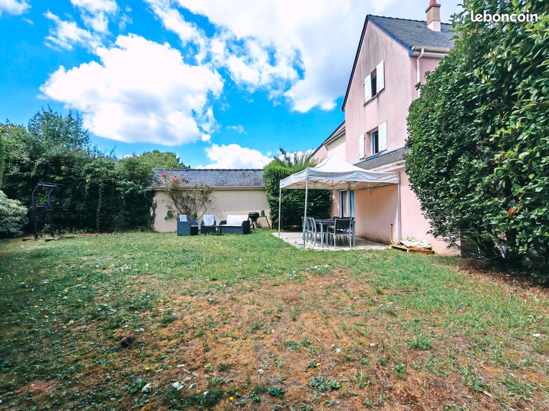 4 غرف نوم منزل في Chambray-les-Tours, France رقم 322856