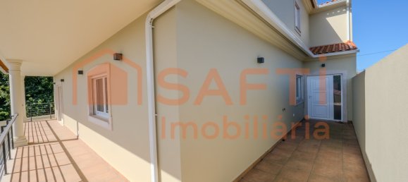 4 غرف نوم منزل في Marinha Grande, Portugal رقم 137793 21