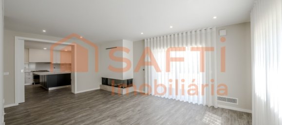 4 غرف نوم منزل في Marinha Grande, Portugal رقم 137793 19