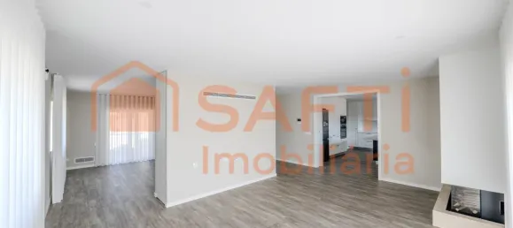 4 غرف نوم منزل في Marinha Grande, Portugal رقم 137793 3