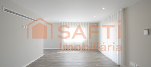 4 غرف نوم منزل في Marinha Grande, Portugal رقم 137793 45