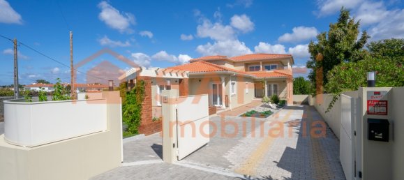 4 غرف نوم منزل في Marinha Grande, Portugal رقم 137793 35