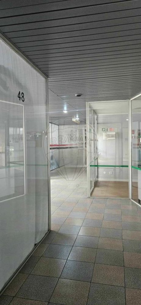  عقار تجاري في Almada, Portugal 60متر مربع رقم 41748
