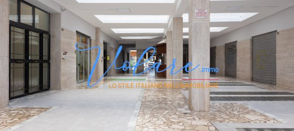 1 bedroom Apartment in Rome, Italy No. 320246 34
