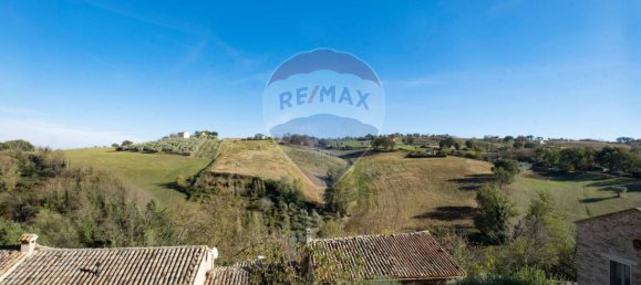 10-Zimmer Haus in Serra de' Conti, Italy, Nr. 2135 4