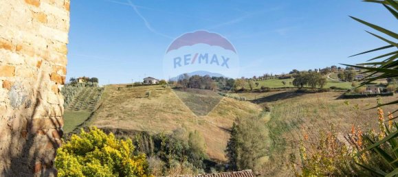 10-Zimmer Haus in Serra de' Conti, Italy, Nr. 2135 12