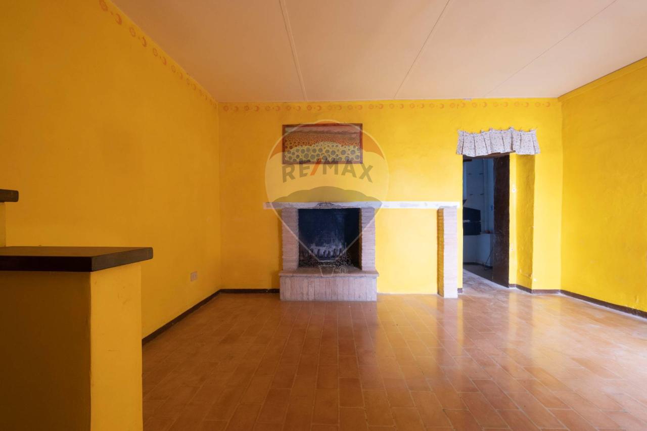 10-Zimmer Haus in Serra de' Conti, Italy, Nr. 2135