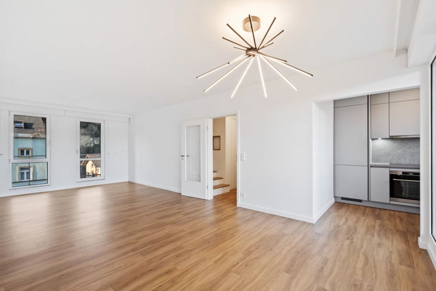 Дуплекс с 2 спальнями в Саар, Германия № 82131