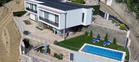 3 bedrooms House in Peso da Regua, Portugal No. 145248 2