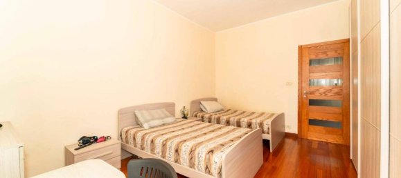 4 rooms Apartment in Poirino, Italy No. 117654 20