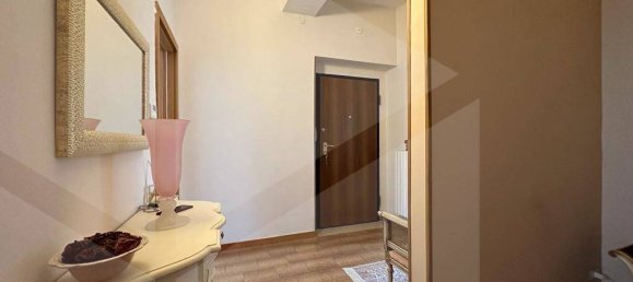 Apartamento de 3 divisões em Foggia, Italy N.º 21333 10
