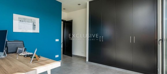 4 bedrooms Villa in Lagoa, Portugal No. 7735 6