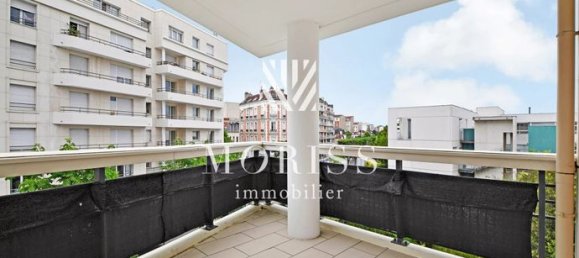 1 bedroom Apartment in Courbevoie, France No. 309303 4