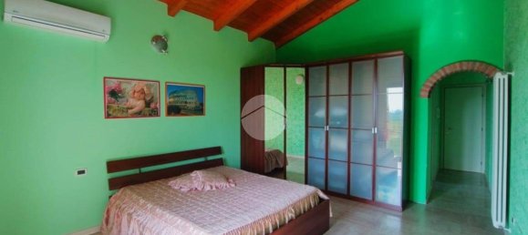 Studio in Silvano Pietra, Italy No. 60875 12