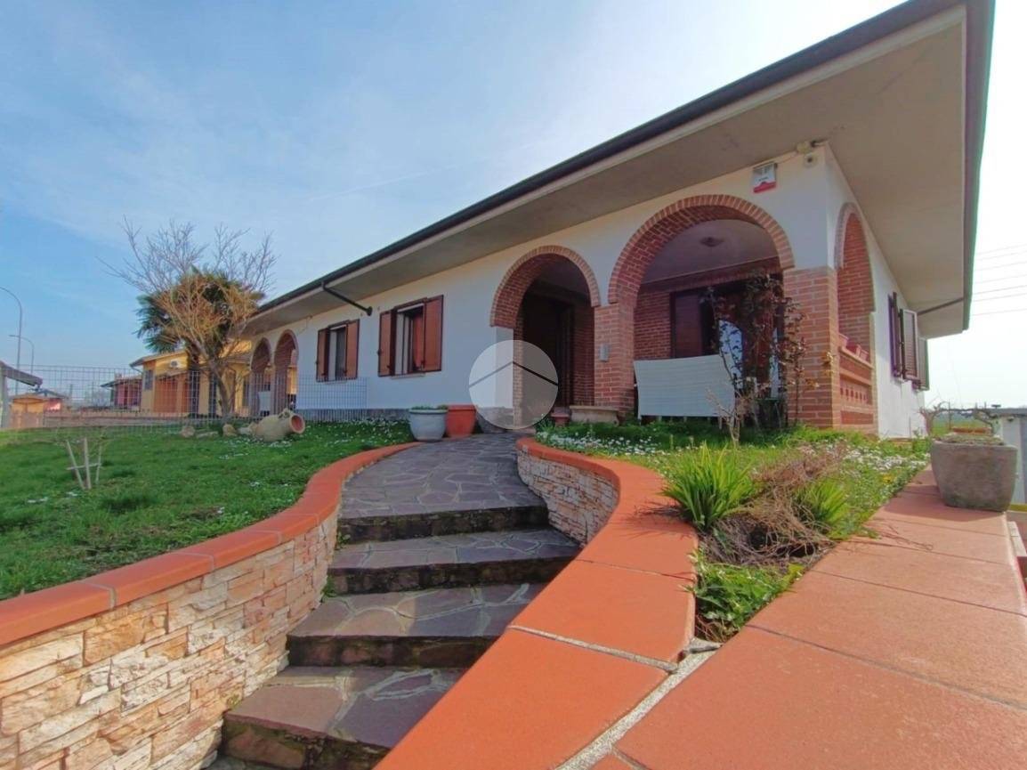 Studio in Silvano Pietra, Italy No. 60875